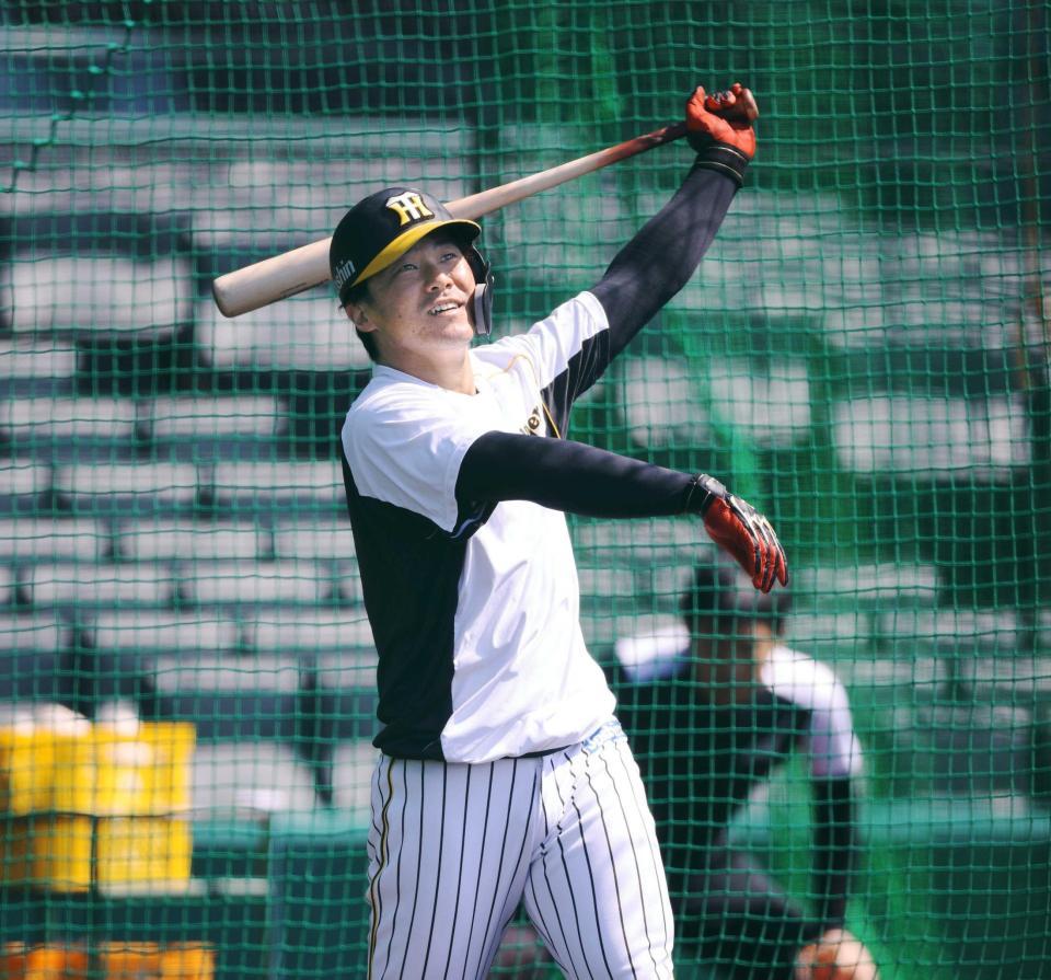 　打撃練習する陽川（阪神タイガース提供）