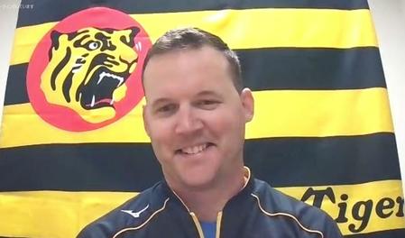 オンラインで取材を受ける阪神　ジェリー・サンズ＝甲子園