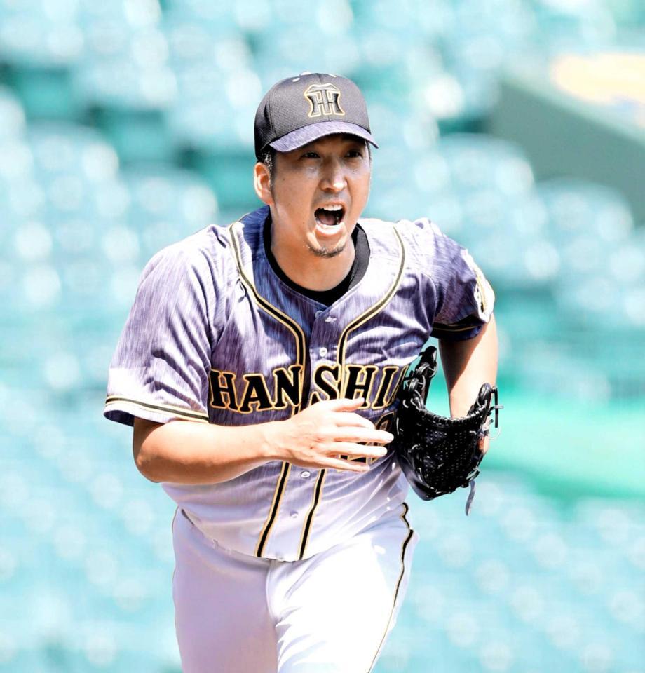 　５回に登板し３者連続三振の投球を見せた藤川（代表撮影）