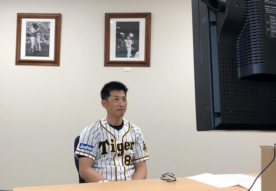 「ＦＵＮ　ＦＡＮファンミーティング」でファンからの質問に応える阪神・矢野燿大監督＝甲子園（阪神タイガース提供）
