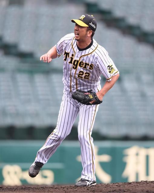 【写真】阪神・球児までも…投球後に顔をしかめて→緊急降板のアクシデント
