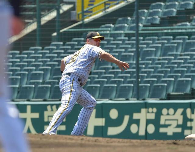 阪神サンズ、２軍戦で一塁スタメン　軽快守備でアピール
