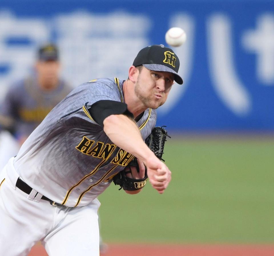 先発し、投げ込む阪神・ガンケル（撮影・田中太一）