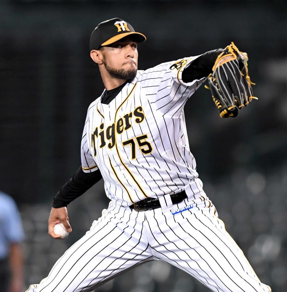 　８回、好リリーフをみせるスアレス