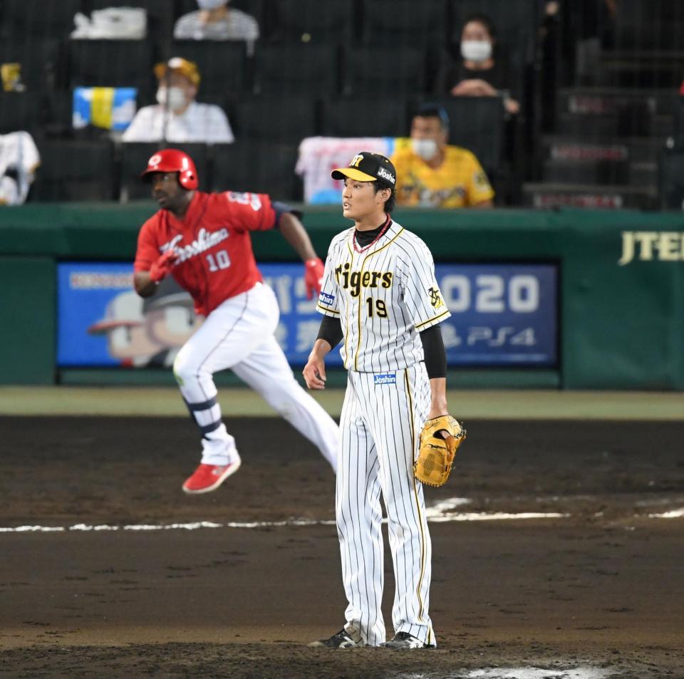 ６回、藤浪はピレラに満塁本塁打許す（撮影・山口登）