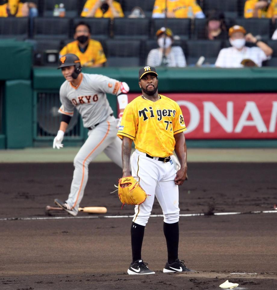 　１回、ガルシアは坂本に先制ソロを許す（撮影・山口登）