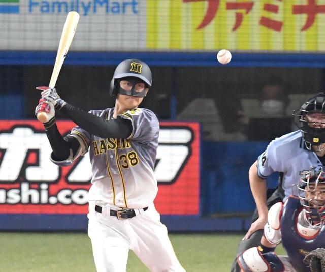 阪神・高卒2年目の小幡がプロ初出場 10代野手の出場は球団8