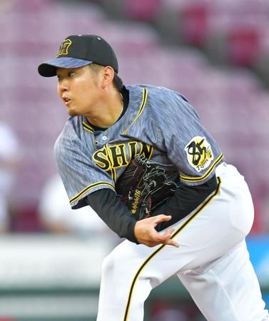 力投する先発の阪神・西勇＝マツダスタジアム（撮影・立川洋一郎）