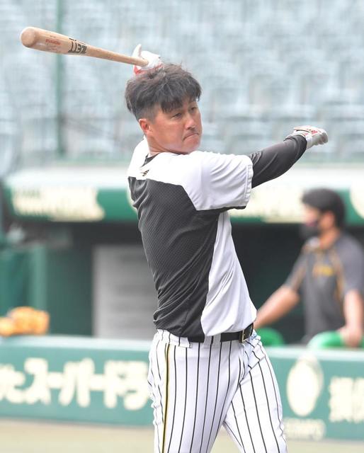 阪神・俊介　今季初めて１軍昇格　ファームで打率・３０９