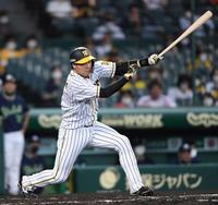 　１回、適時打を放つ大山