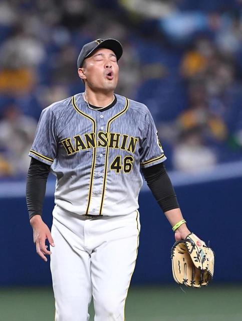 阪神・秋山まさか…２度目の一塁悪送球で痛恨の失点