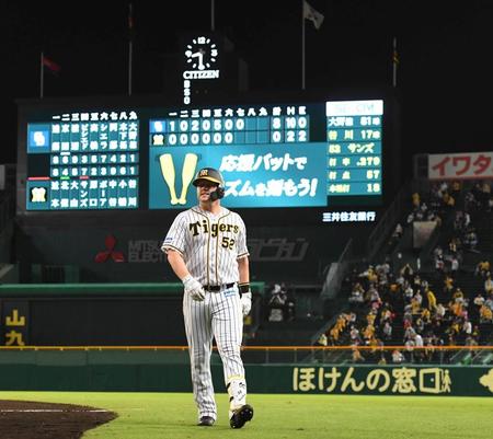 ７回、遊ゴロ併殺打に倒れた阪神・サンズ（撮影・北村雅宏）