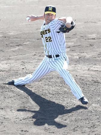 　７回から２番手で登板し、１イニングを無失点に抑えた藤川（代表撮影）