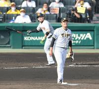 　２回、秋山は丸に先制ソロを許す（撮影・山口登）