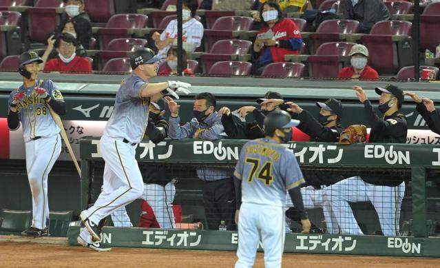 阪神が６人連続安打含む打者一巡猛攻で６得点　先発全員安打、西勇輝もタイムリー