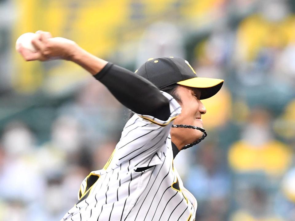 　８回、力投する阪神・藤浪（撮影・飯室逸平）