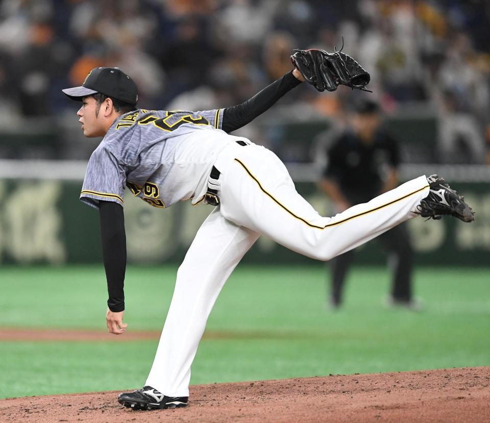 　力投する先発の高橋（撮影・中田匡峻）