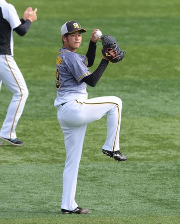 先発の阪神・高橋遥人＝横浜（撮影・金田祐二）