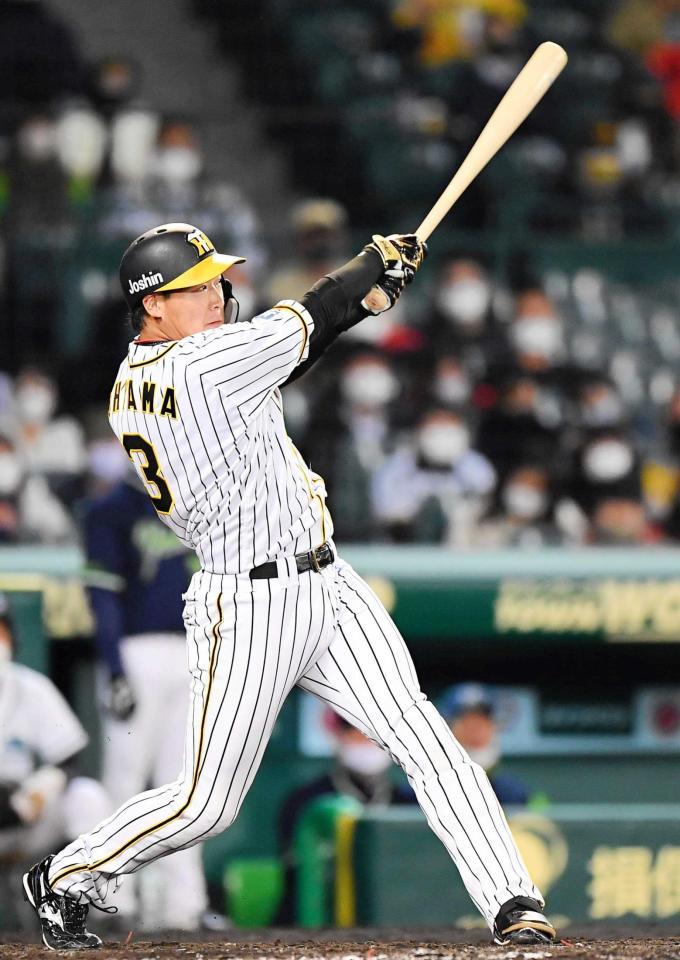 　９回、サヨナラソロを放つ大山