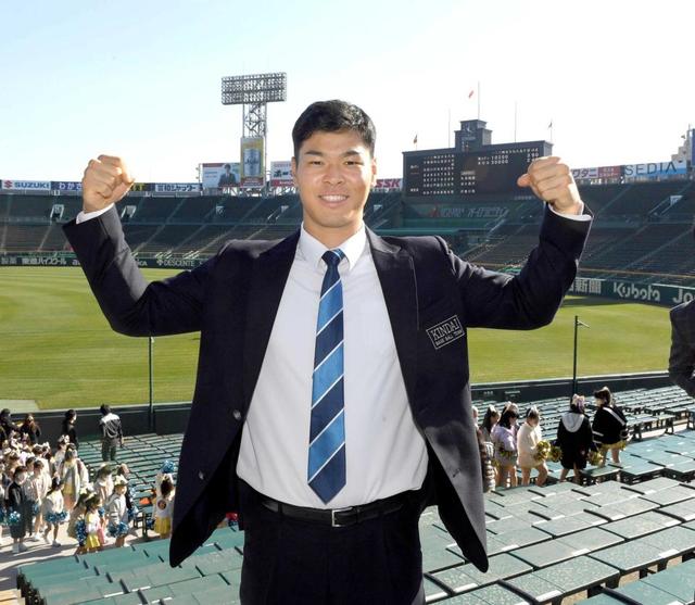 阪神ドラ1佐藤輝 超瞬発力！187センチ94キロ巨体で30メートル