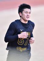 　３０００ｍ走を走る高寺（代表撮影）