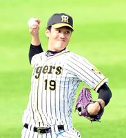 　キャッチボールする阪神・藤浪晋太郎（撮影・飯室逸平）