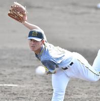 ６回に登板し好投する阪神・伊藤将司（撮影・田中太一）