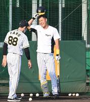 　特打を終え充実の表情をみせる佐藤輝