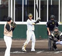 阪神・高山俊の打撃フォーム