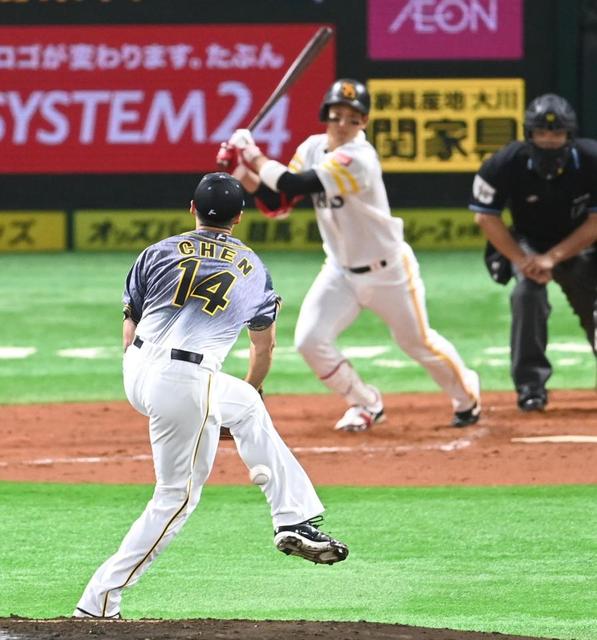 阪神・チェンの右足に打球直撃　アクシデント後に甲斐に逆転満塁被弾