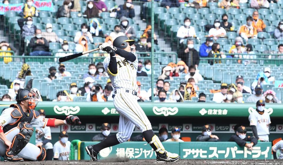 阪神ドラ１佐藤輝 ファウル一転４号ソロ リクエスト成功 伝統の一戦 良かった 阪神タイガース デイリースポーツ Online