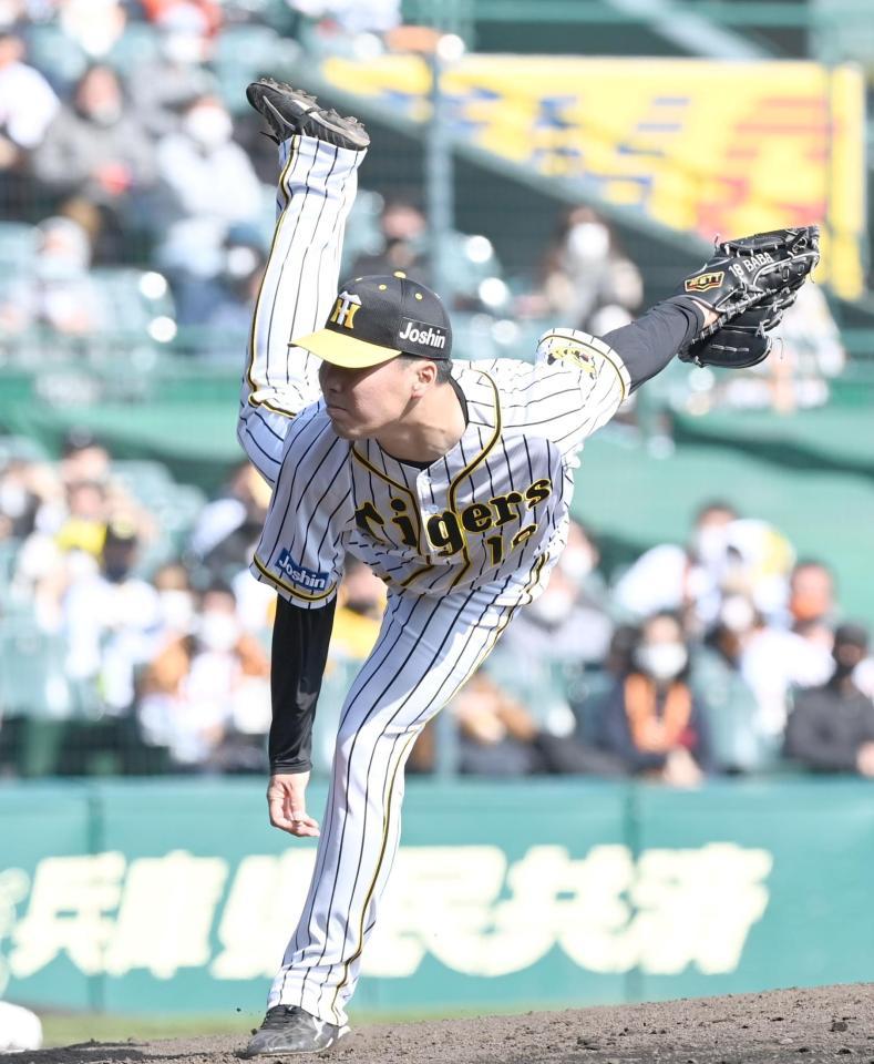 　６回、力投する馬場（撮影・飯室逸平）