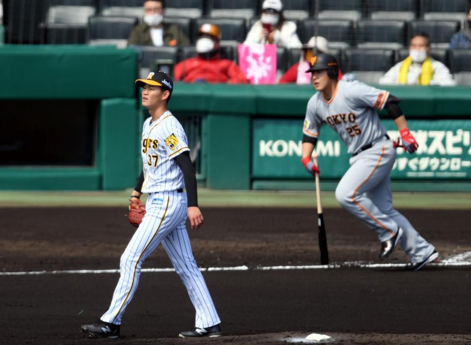 　２回、及川は岡本を右飛に打ち取る