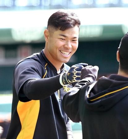 　１６日のオープン戦・ヤクルト戦での活躍が期待される佐藤輝