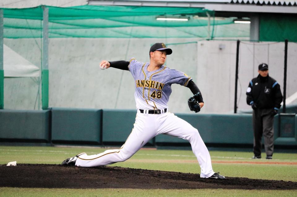 先発し５回１安打無失点だった斎藤