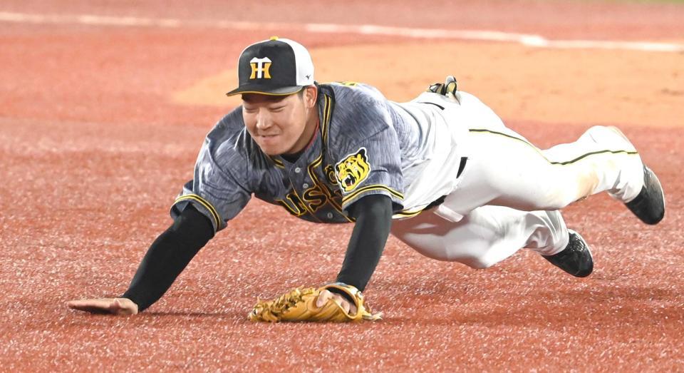 　ノックでダイブする大山