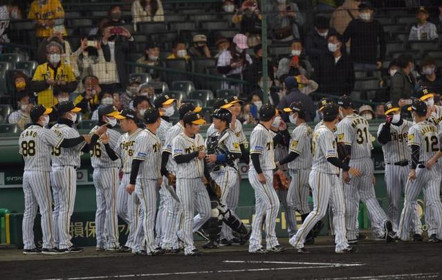 阪神が２０１２年以来９年ぶりの巨人戦１ ２戦連勝スタート 阪神タイガース デイリースポーツ Online