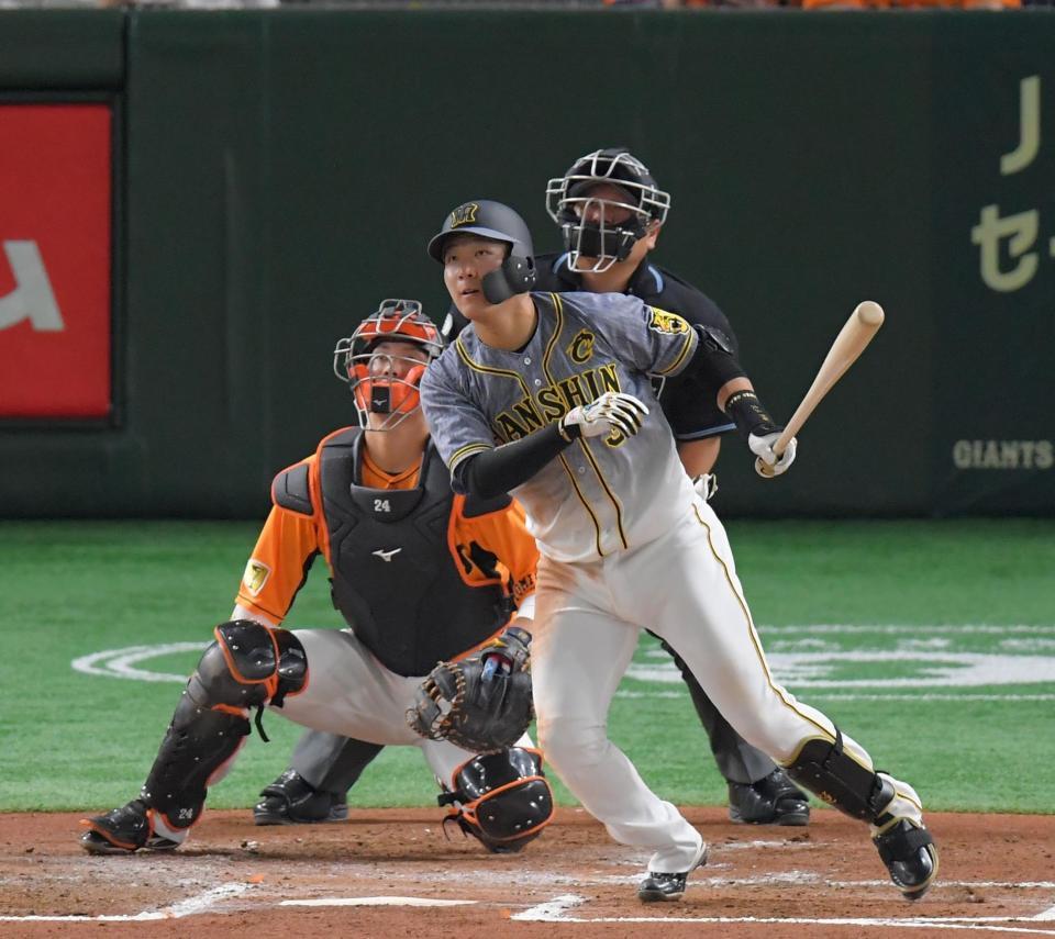 　３回、ソロを放つ大山（撮影・高石航平）