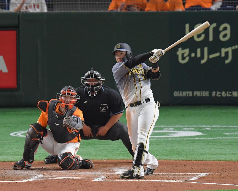 　３回、二者連続弾となるソロを放つ大山