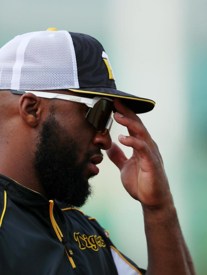 　阪神・ロハス（代表撮影）