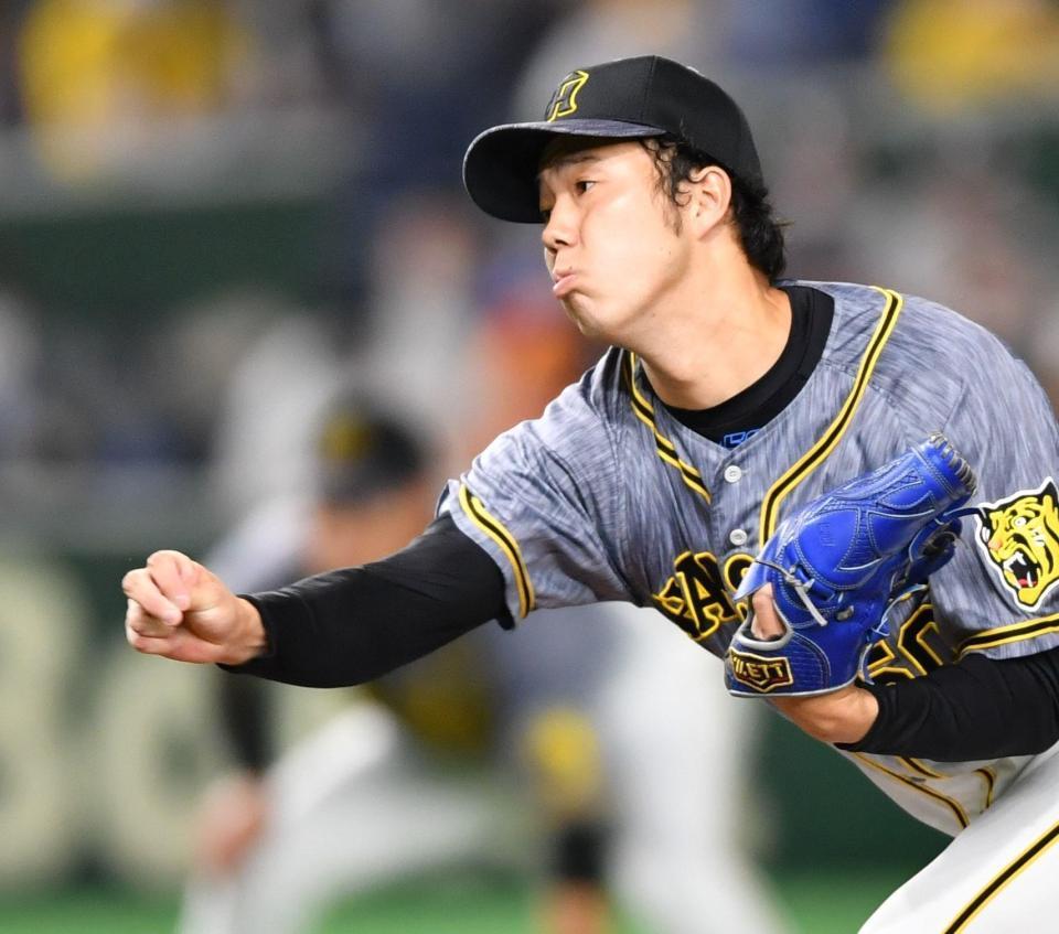 　巨人戦に先発し力投する青柳（撮影・西岡正）