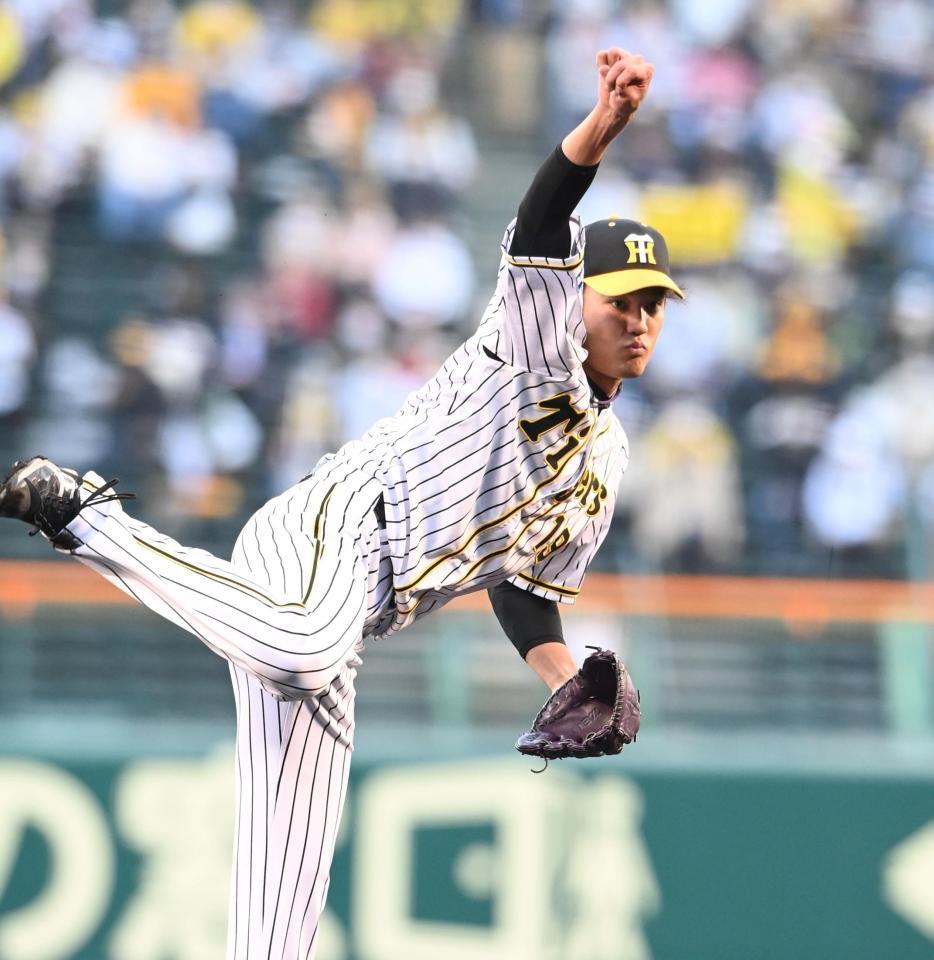 　１回、力投する阪神先発の藤浪（撮影・飯室逸平）