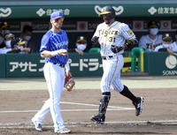 ３回、阪神ジェフリー・マルテは二塁ゴロに倒れる＝甲子園（撮影・山口登）