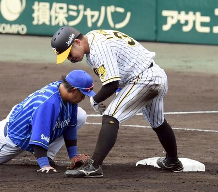 　７回、大山の中犠飛で三進した糸原