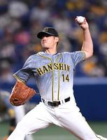 力投するチェン（撮影・北村雅宏）