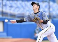 　ヤクルト戦に先発し力投する青柳