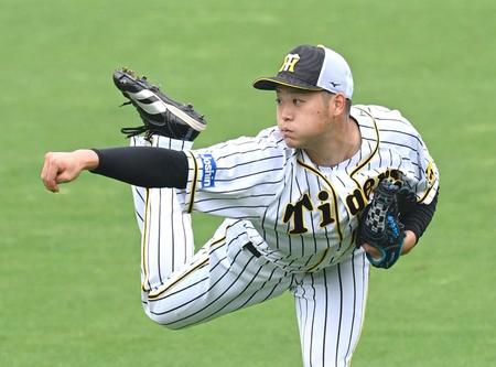 　キャッチボールする斎藤（撮影・飯室逸平）