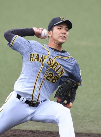 ６回から登板し、三者凡退に抑える好投を見せた小野（撮影・北村雅宏）