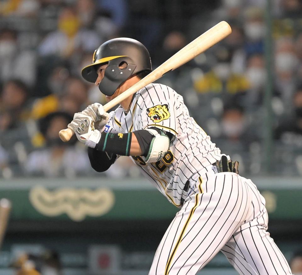 ５回、適時打を放つ北條（撮影・高部洋祐）