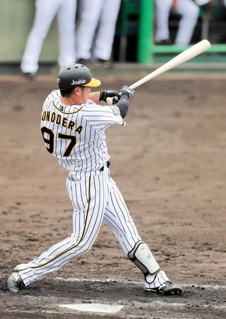 ３回、２点本塁打を放つ小野寺暖（代表撮影）